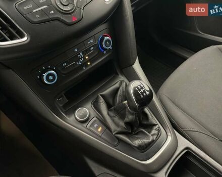 Форд Фокус, объемом двигателя 1 л и пробегом 157 тыс. км за 7066 $, фото 15 на Automoto.ua