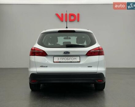 Форд Фокус, объемом двигателя 1 л и пробегом 157 тыс. км за 7066 $, фото 5 на Automoto.ua