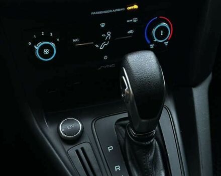 Форд Фокус, объемом двигателя 2 л и пробегом 189 тыс. км за 7300 $, фото 6 на Automoto.ua