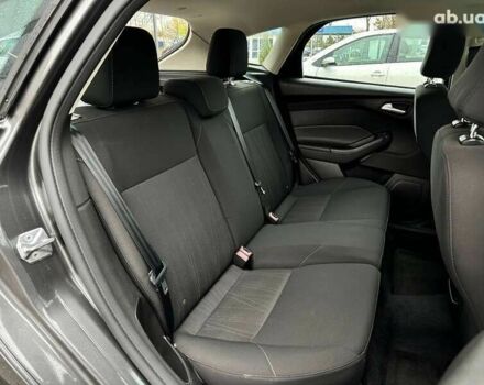 Форд Фокус, объемом двигателя 2 л и пробегом 264 тыс. км за 8500 $, фото 25 на Automoto.ua