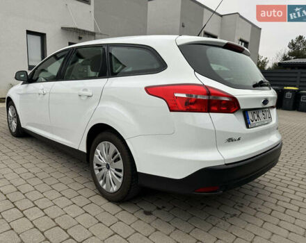 Форд Фокус, объемом двигателя 1 л и пробегом 141 тыс. км за 6500 $, фото 3 на Automoto.ua
