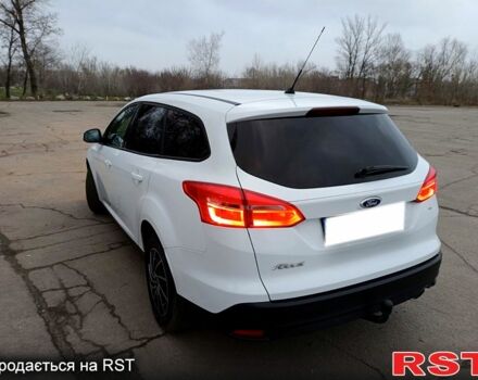 Форд Фокус, объемом двигателя 2 л и пробегом 174 тыс. км за 8700 $, фото 6 на Automoto.ua