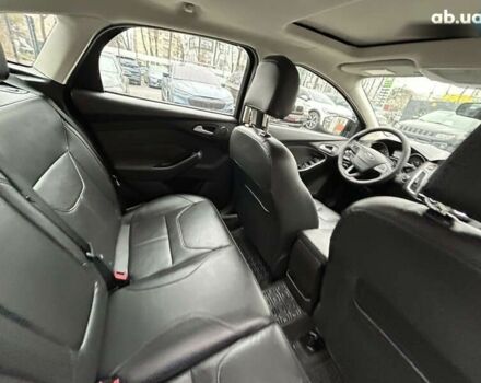 Форд Фокус, объемом двигателя 2 л и пробегом 88 тыс. км за 11000 $, фото 24 на Automoto.ua