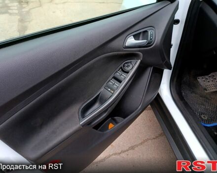 Форд Фокус, объемом двигателя 2 л и пробегом 174 тыс. км за 8700 $, фото 11 на Automoto.ua