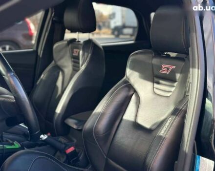 Форд Фокус, объемом двигателя 2 л и пробегом 123 тыс. км за 11990 $, фото 15 на Automoto.ua