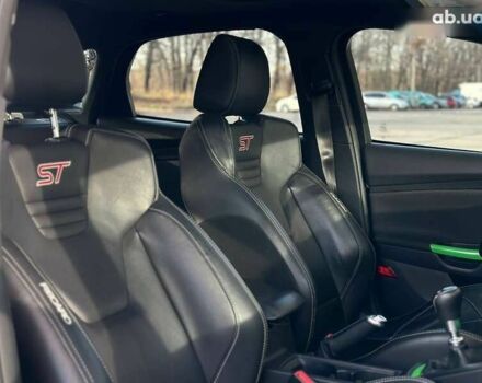 Форд Фокус, объемом двигателя 2 л и пробегом 123 тыс. км за 11990 $, фото 24 на Automoto.ua