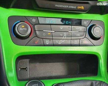 Форд Фокус, объемом двигателя 2 л и пробегом 123 тыс. км за 11990 $, фото 29 на Automoto.ua