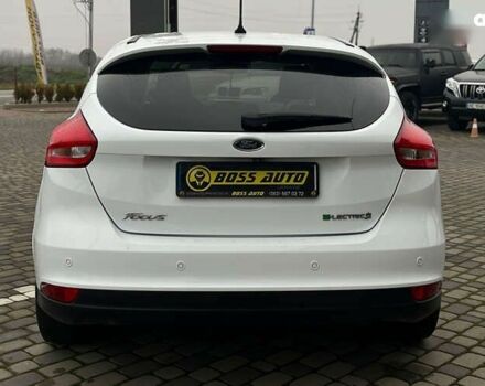 Форд Фокус, объемом двигателя 0 л и пробегом 136 тыс. км за 11800 $, фото 5 на Automoto.ua