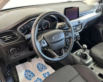 Форд Фокус, объемом двигателя 1.5 л и пробегом 229 тыс. км за 12650 $, фото 5 на Automoto.ua