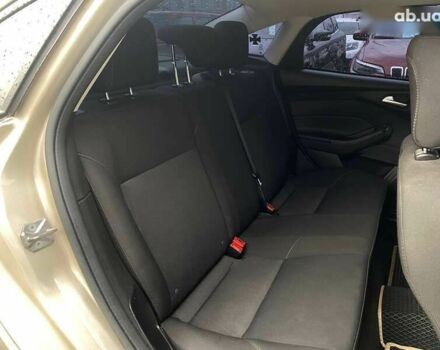 Форд Фокус, объемом двигателя 2 л и пробегом 180 тыс. км за 8590 $, фото 23 на Automoto.ua