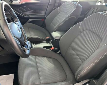 Форд Фокус, объемом двигателя 1.5 л и пробегом 229 тыс. км за 12650 $, фото 6 на Automoto.ua