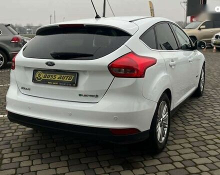 Форд Фокус, объемом двигателя 0 л и пробегом 136 тыс. км за 11800 $, фото 6 на Automoto.ua