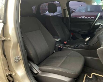 Форд Фокус, объемом двигателя 2 л и пробегом 180 тыс. км за 8590 $, фото 22 на Automoto.ua