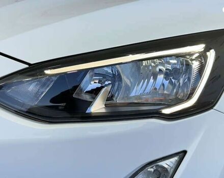 Форд Фокус, объемом двигателя 1.5 л и пробегом 171 тыс. км за 12950 $, фото 4 на Automoto.ua