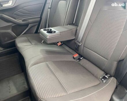 Форд Фокус, объемом двигателя 1.5 л и пробегом 137 тыс. км за 13950 $, фото 10 на Automoto.ua