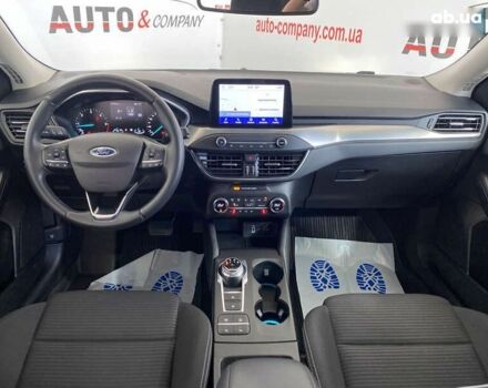 Форд Фокус, объемом двигателя 1.5 л и пробегом 137 тыс. км за 13950 $, фото 11 на Automoto.ua