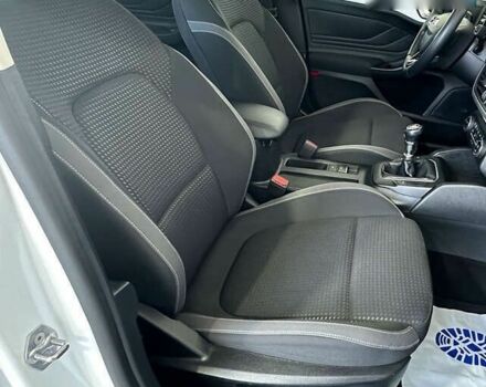 Форд Фокус, объемом двигателя 1.5 л и пробегом 171 тыс. км за 12950 $, фото 10 на Automoto.ua