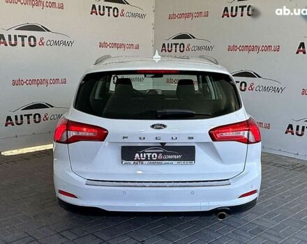 Форд Фокус, объемом двигателя 1.5 л и пробегом 171 тыс. км за 12950 $, фото 3 на Automoto.ua