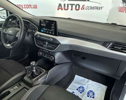 Форд Фокус, объемом двигателя 1.5 л и пробегом 171 тыс. км за 12950 $, фото 15 на Automoto.ua