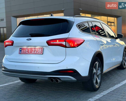 Форд Фокус, объемом двигателя 1.5 л и пробегом 207 тыс. км за 9500 $, фото 4 на Automoto.ua