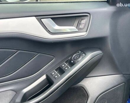 Форд Фокус, объемом двигателя 1.5 л и пробегом 27 тыс. км за 15500 $, фото 28 на Automoto.ua