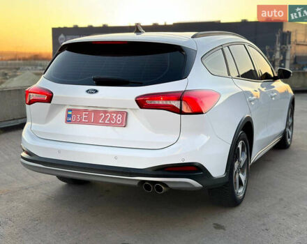 Форд Фокус, объемом двигателя 1.5 л и пробегом 207 тыс. км за 13700 $, фото 1 на Automoto.ua