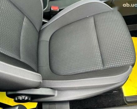 Форд Фокус, объемом двигателя 1.5 л и пробегом 27 тыс. км за 15500 $, фото 25 на Automoto.ua