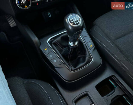 Форд Фокус, объемом двигателя 1.5 л и пробегом 207 тыс. км за 9500 $, фото 19 на Automoto.ua