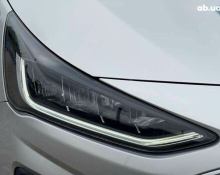 Форд Фокус, объемом двигателя 1.5 л и пробегом 17 тыс. км за 21799 $, фото 13 на Automoto.ua