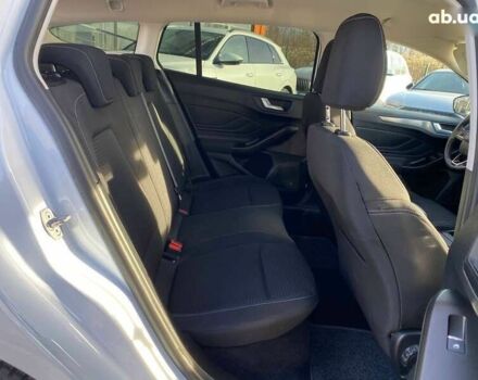 Форд Фокус, объемом двигателя 1.5 л и пробегом 96 тыс. км за 20000 $, фото 24 на Automoto.ua