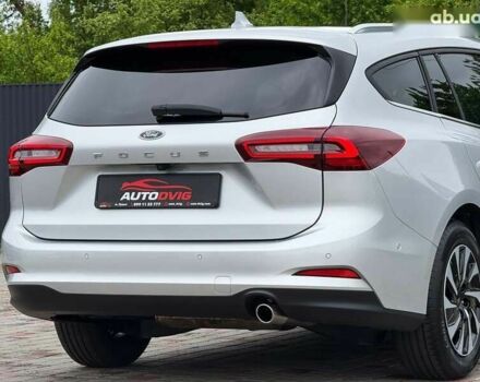 Форд Фокус, объемом двигателя 1.5 л и пробегом 17 тыс. км за 21799 $, фото 28 на Automoto.ua