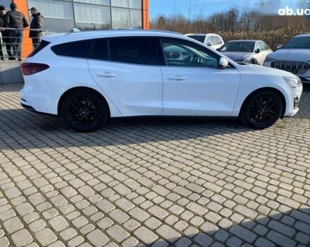 Форд Фокус, объемом двигателя 1.5 л и пробегом 96 тыс. км за 20000 $, фото 7 на Automoto.ua