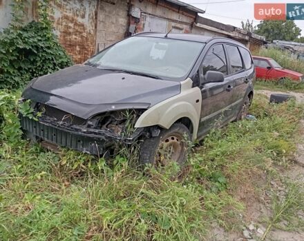 Форд Фокус, объемом двигателя 1.6 л и пробегом 300 тыс. км за 1950 $, фото 1 на Automoto.ua