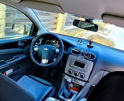 Форд Фокус, объемом двигателя 1.6 л и пробегом 242 тыс. км за 5400 $, фото 1 на Automoto.ua