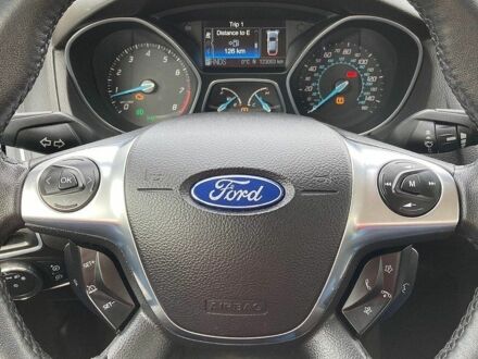 Форд Фокус, об'ємом двигуна 2 л та пробігом 141 тис. км за 7500 $, фото 1 на Automoto.ua