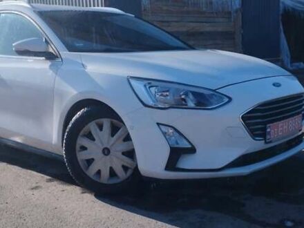 Форд Фокус 2018 в Овруче на Automoto.ua Форд Фокус, объемом двигателя 1.5 л и пробегом 174 тыс. км за 14700 $, фото 1 на Automoto.ua