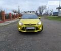 Желтый Форд Фокус, объемом двигателя 1.6 л и пробегом 106 тыс. км за 9800 $, фото 4 на Automoto.ua