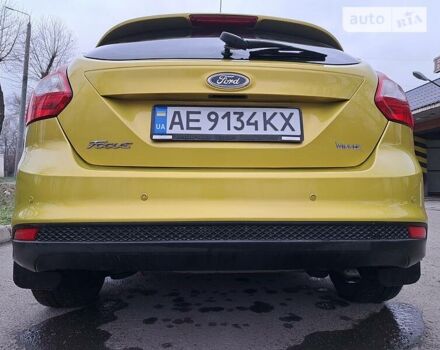Желтый Форд Фокус, объемом двигателя 1.6 л и пробегом 106 тыс. км за 9800 $, фото 20 на Automoto.ua