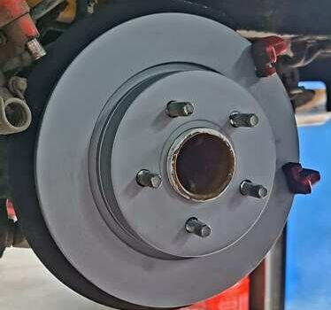 Желтый Форд Фокус, объемом двигателя 2 л и пробегом 119 тыс. км за 18000 $, фото 20 на Automoto.ua