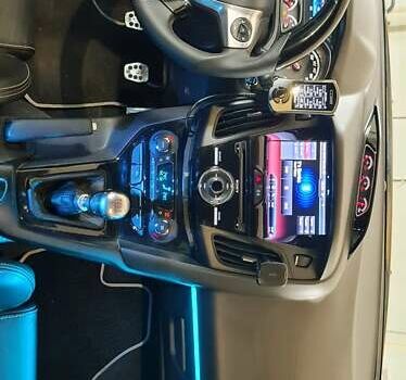 Желтый Форд Фокус, объемом двигателя 2 л и пробегом 119 тыс. км за 18000 $, фото 59 на Automoto.ua