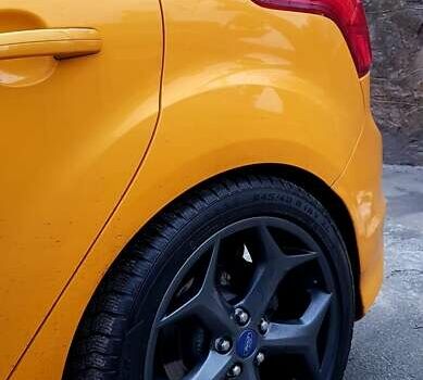 Желтый Форд Фокус, объемом двигателя 2 л и пробегом 119 тыс. км за 18000 $, фото 55 на Automoto.ua