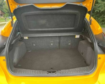 Форд Фокус 2016 в Львове на Automoto.ua Желтый Форд Фокус, объемом двигателя 2 л и пробегом 71 тыс. км за 8500 $, фото 11 на Automoto.ua