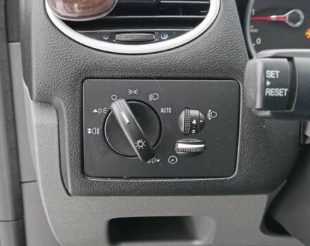 Жовтий Форд Фокус, об'ємом двигуна 1.6 л та пробігом 233 тис. км за 5490 $, фото 12 на Automoto.ua