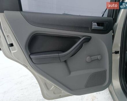 Жовтий Форд Фокус, об'ємом двигуна 1.6 л та пробігом 233 тис. км за 5490 $, фото 30 на Automoto.ua