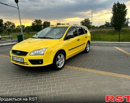 Жовтий Форд Фокус, об'ємом двигуна 1.6 л та пробігом 0 тис. км за 4400 $, фото 1 на Automoto.ua