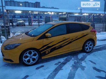 Жовтий Форд Фокус, об'ємом двигуна 2 л та пробігом 114 тис. км за 10800 $, фото 1 на Automoto.ua