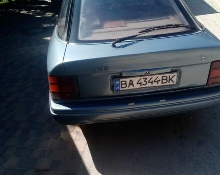 Серый Форд Фокус, объемом двигателя 2 л и пробегом 400 тыс. км за 1184 $, фото 6 на Automoto.ua