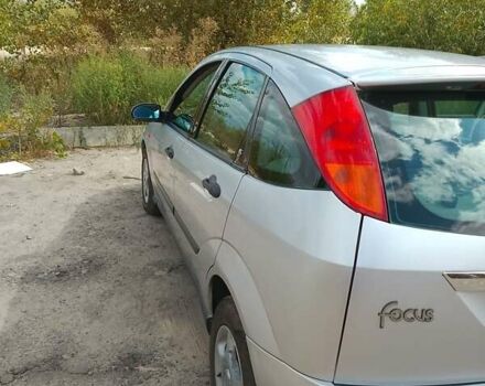 Серый Форд Фокус, объемом двигателя 1.6 л и пробегом 214 тыс. км за 4200 $, фото 1 на Automoto.ua
