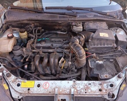 Форд Фокус 1999 в Новоукраинке на Automoto.ua Серый Форд Фокус, объемом двигателя 1.6 л и пробегом 200 тыс. км за 800 $, фото 5 на Automoto.ua