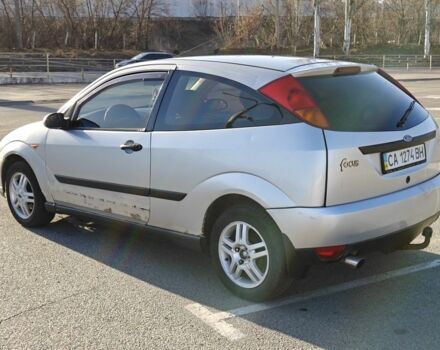 Серый Форд Фокус, объемом двигателя 1.6 л и пробегом 300 тыс. км за 2450 $, фото 2 на Automoto.ua